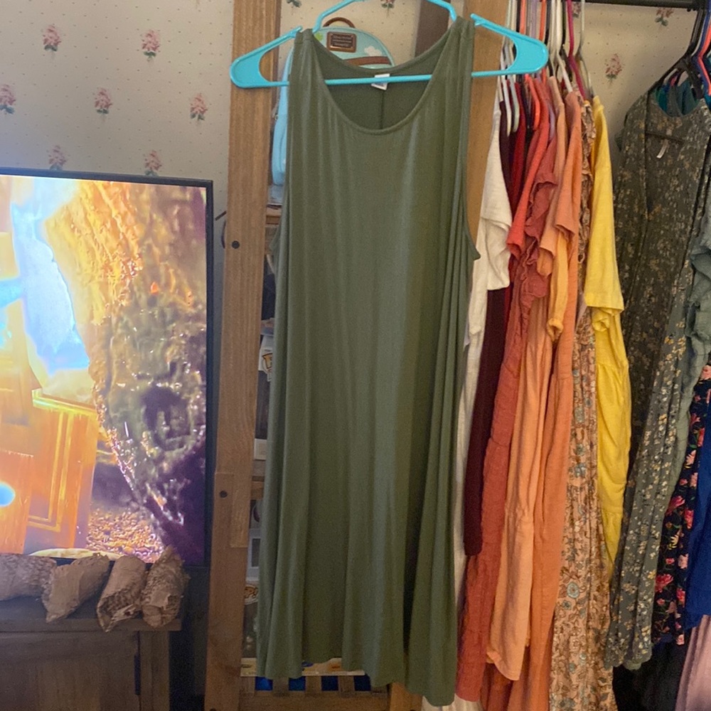 Army green sleeveless dress